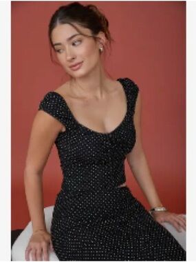 🆕🤍POLKA DOT TOP